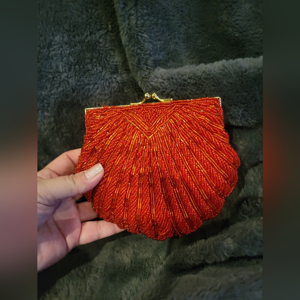 2 1980s red evening bags.